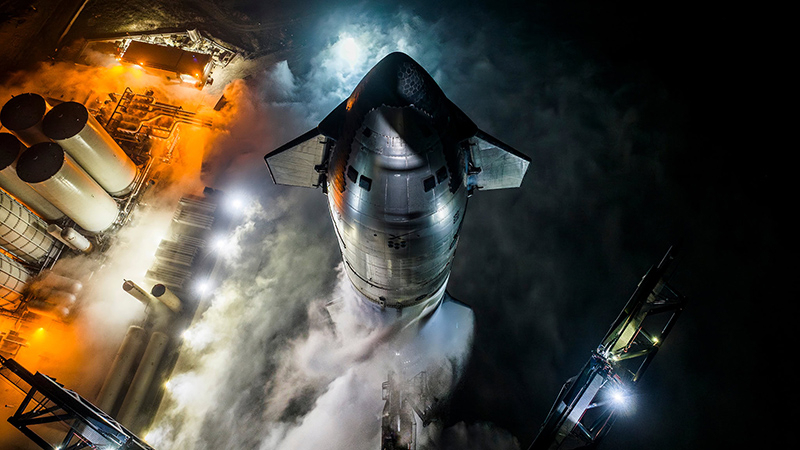 Starlink è diventato il principale profitto di SpaceX e prevede una crescita—dai dispositivi satellitari AI alla gestione dell’orbita