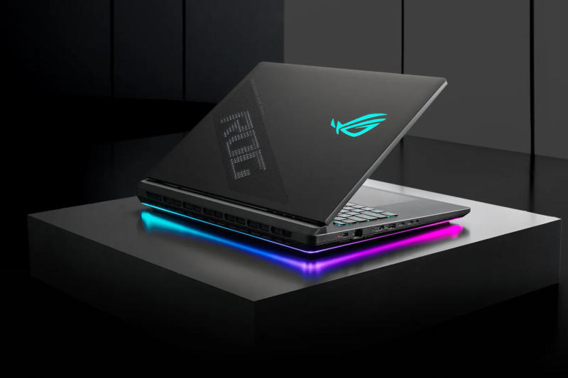 Asus ROG Strix SCAR 18 debuta come laptop da gaming di punta, consumando fino a 320 W