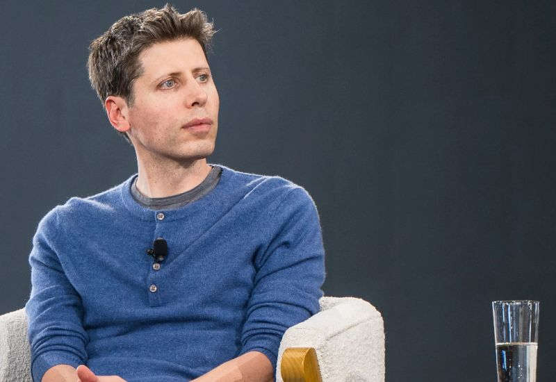 Sam Altman ha definito l’attività di “lavaggio” dell’IA, affermando che viene usata come scusa per licenziamenti.