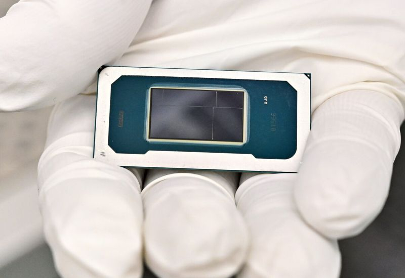 Intel prevede un calo del mercato dei PC: i prezzi salgono, ma la domanda diminuisce