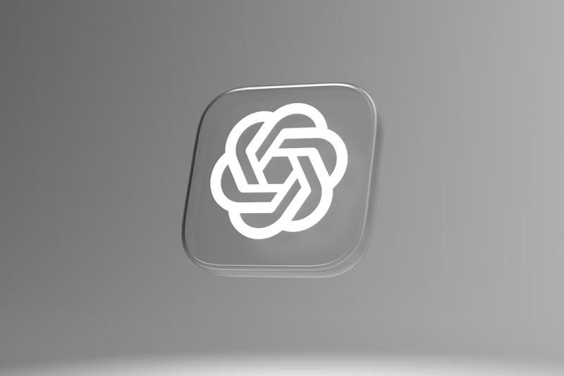 OpenAI ha risposto a Claude Mythos con il nuovo GPT‑5.5‑Cyber, pronto a parlare di cyberattacchi ed exploit, anche se è stato rilasciato un mese dopo.