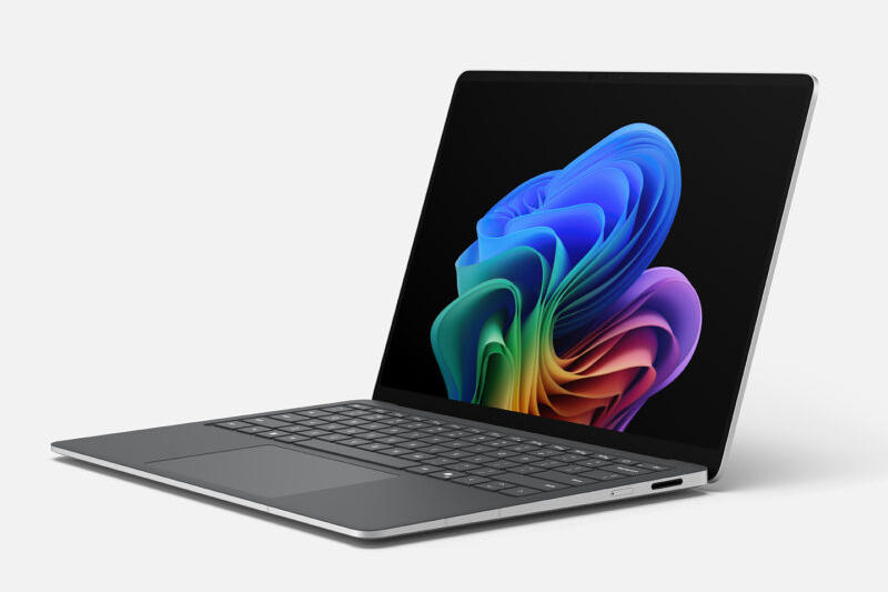 Microsoft farà passare a Windows 11 25H2 anche con sistemi operativi obsoleti