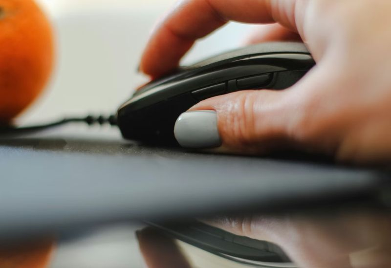 I dipendenti di Meta si sono ribellati contro il software che traccia i movimenti dei loro mouse.