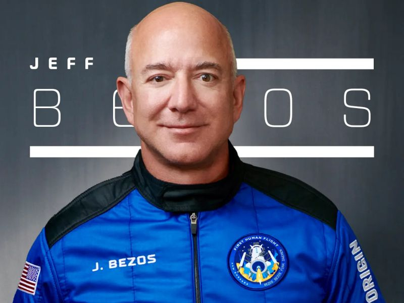 Jeff Bezos investe nell’intelligenza artificiale fisica, creando un fondo da 100 miliardi di dollari per acquistare la produzione e trasformarla in tecnologie AI.