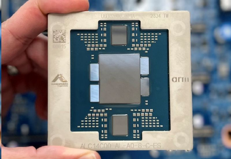 Meta acquista durante l’accordo triennale centinaia di migliaia di chip Amazon Graviton.