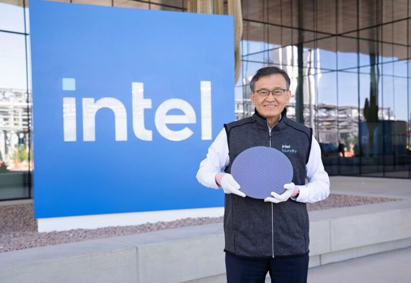 Intel afferma un notevole salto in avanti: il processore da 14 A aiuterà l’azienda a superare nuovamente TSMC.