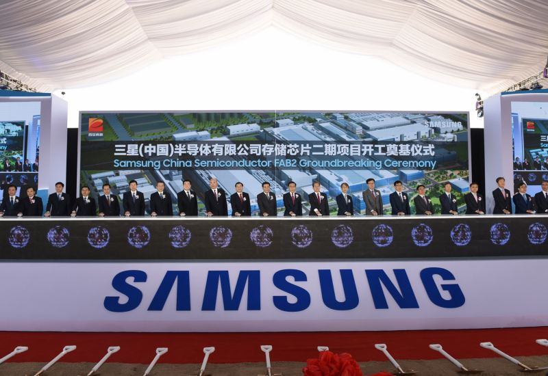 Samsung e SK Hynix hanno investito quasi un miliardo di dollari nella crescita della produzione di memoria in Cina lo scorso anno