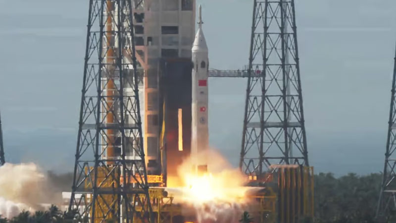 La Cina si è avvicinata alla missione lunare: la nuova razzo e la navicella spaziale hanno completato con successo i test critici durante il lancio di prova