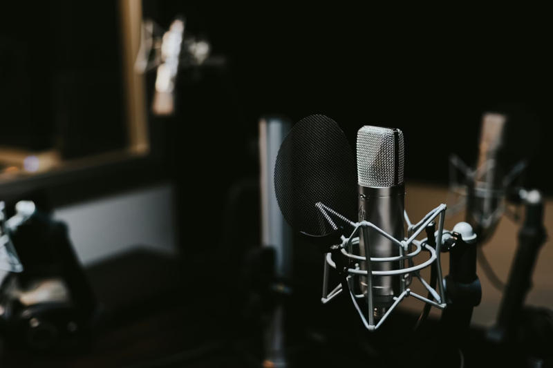 I chatbot basati su IA hanno fallito come DJ radiofonici: ognuno ha il suo stile.