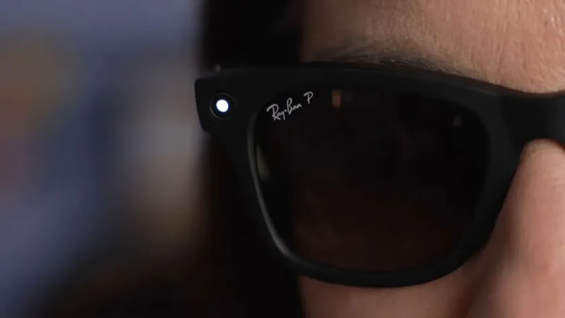 Il Meta potrebbe implementare il riconoscimento facciale tramite la fotocamera degli occhiali.