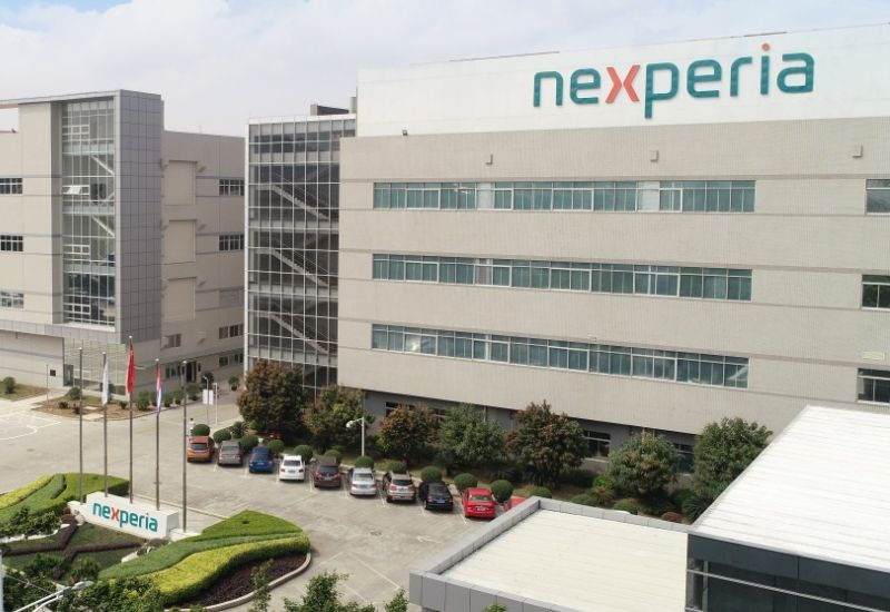 Wingtech dalla Cina richiede a Nexperia di pagare 1,18 miliardi di dollari in tribunale.