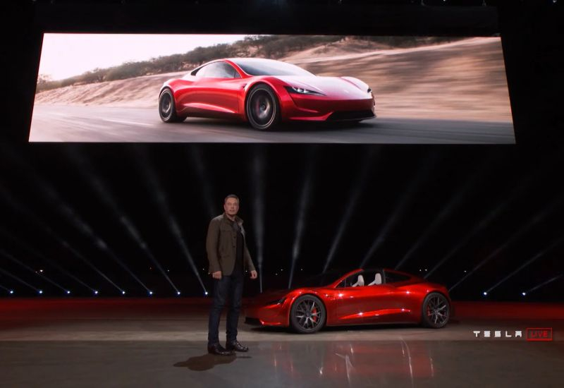 Il Maschera ha di nuovo ingannato: Tesla rimanda nuovamente il lancio del Roadster e l’intero sistema di guida autonoma FSD