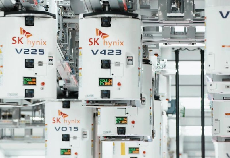 I clienti di SK Hynix sono ora disposti a pagare per l’avvio di nuove linee di produzione di memoria a causa della carenza.