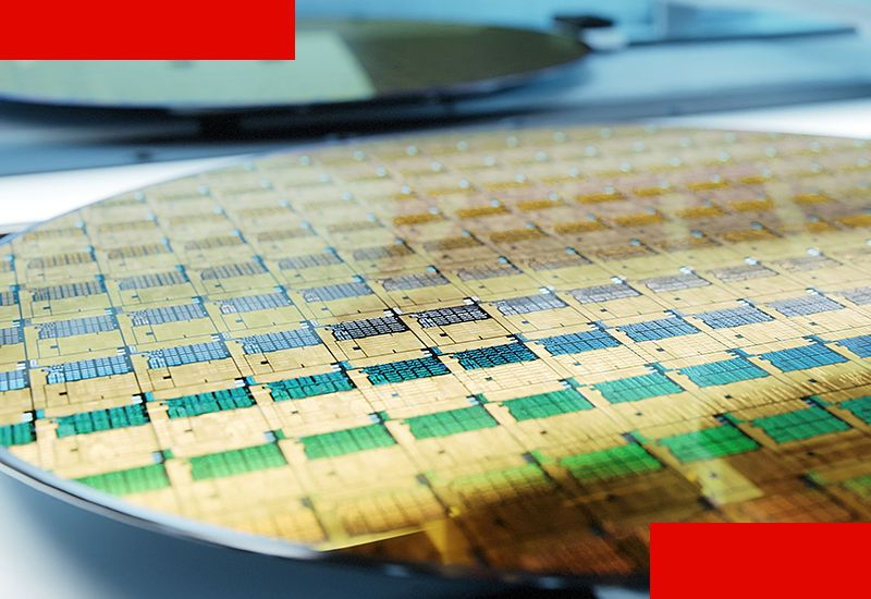 Sandisk si è unita alla corrente dell'IA: i ricavi sono aumentati di tre volte, e il profitto quasi di tre volte.