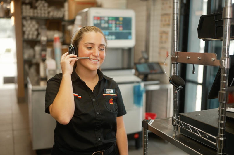 Burger King utilizzerà l'intelligenza artificiale per verificare se il personale pronuncia “per favore” e “grazie”.