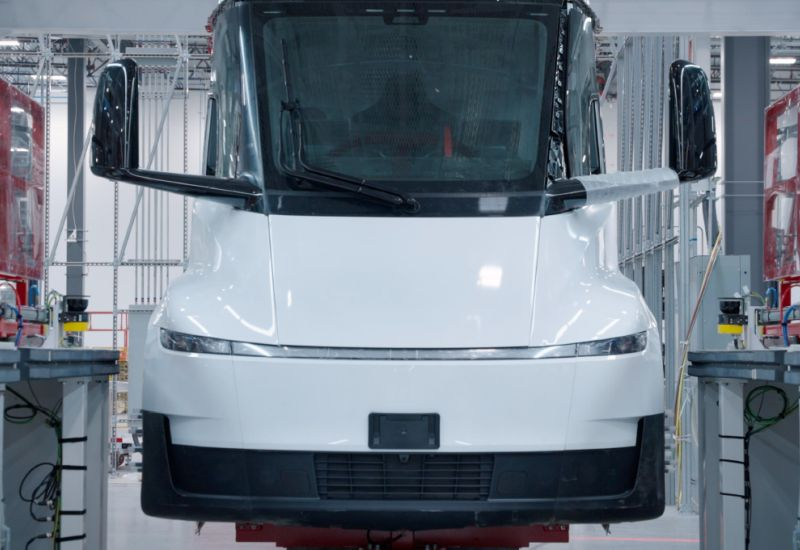 Le batterie Tesla 4680 hanno mostrato prestazioni peggiori rispetto ai concorrenti, nonostante le parole di Elon Musk sulla loro superiorità