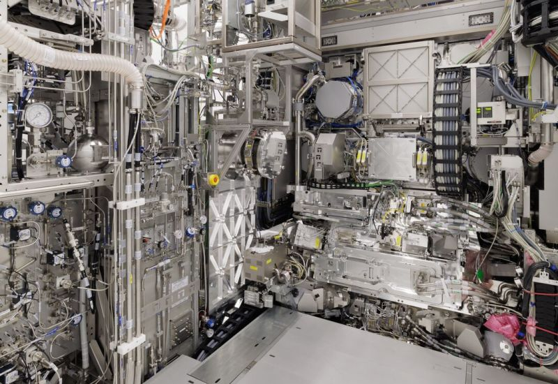 I produttori di macchine da costruzione in crescita: i profitti delle aziende che vendono attrezzature a chip aumentano già per l'ottavo trimestre consecutivo, grazie allo sviluppo frenetico dell'intelligenza artificiale