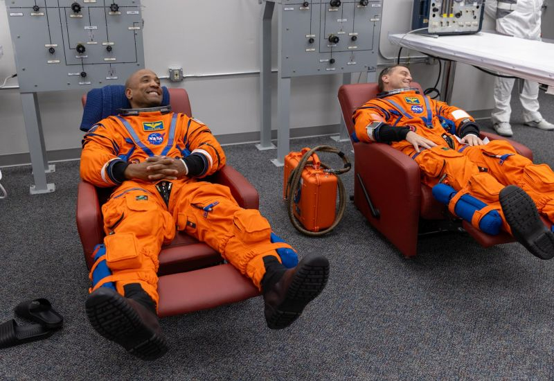 La NASA ora permette agli astronauti di portare con sé l'iPhone durante la missione Artemis II verso la Luna