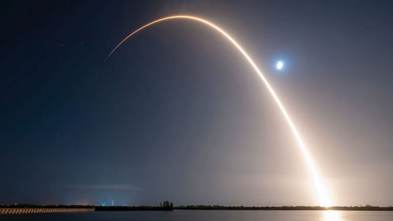 SpaceX ha accusato il lancio dei satelliti concorrenti di Amazon Leo di aumentare il rischio di collisioni
