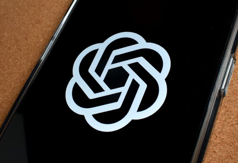 Nvidia investe 30 miliardi di dollari in OpenAI, mentre l'accordo iniziale di 100 miliardi di dollari rimane sospeso