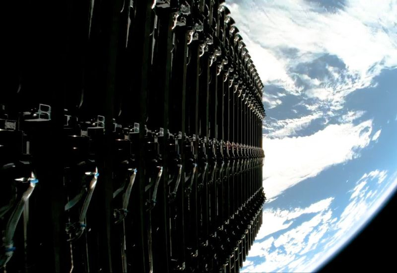 SpaceX e Blue Origin hanno litigato per i centri di elaborazione dati cloud, presentandosi a vicenda con reclami alla FCC