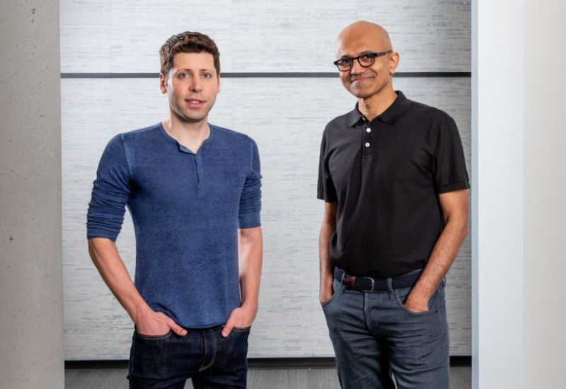 OpenAI ha riconosciuto la dipendenza da Microsoft come un rischio per gli investitori