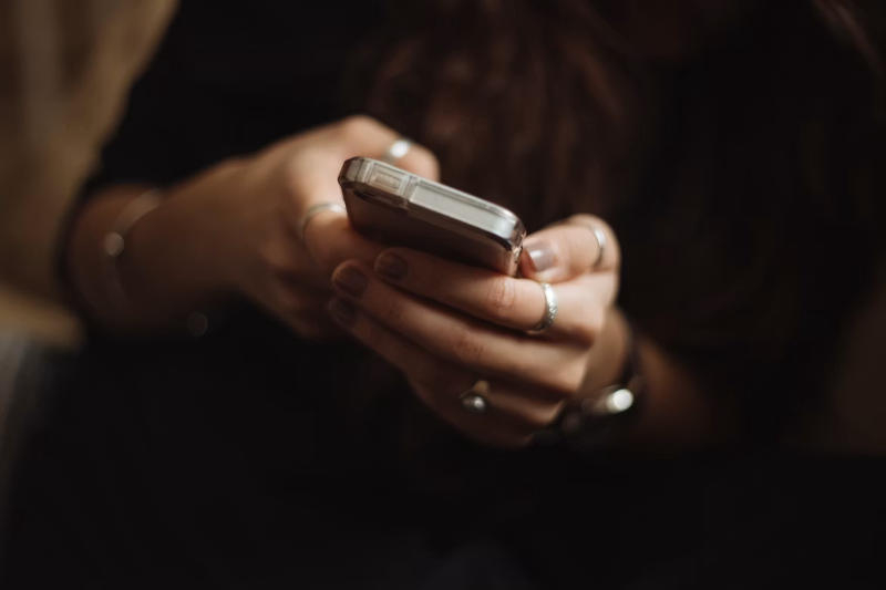 Il bot AI creato da Meta ha hackerato gli account su Instagram, ha informato il servizio agli utenti.