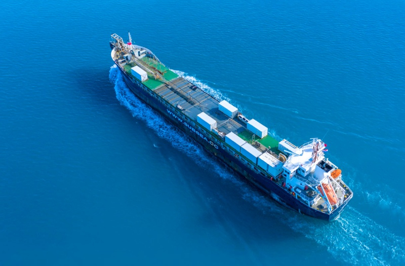 I primi 37 anni di lavoro indicano che il primo cavo ottico transatlantico sarà messo fuori servizio.