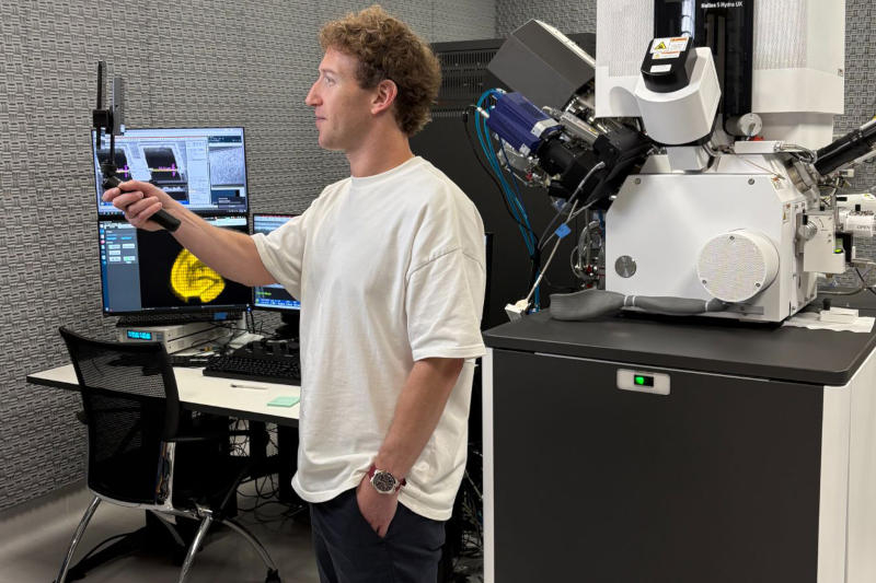 Mark Zuckerberg ha spiegato le nuove abbreviazioni a causa dell'aumento delle spese per l'intelligenza artificiale e non ha escluso possibili successive licenziature
